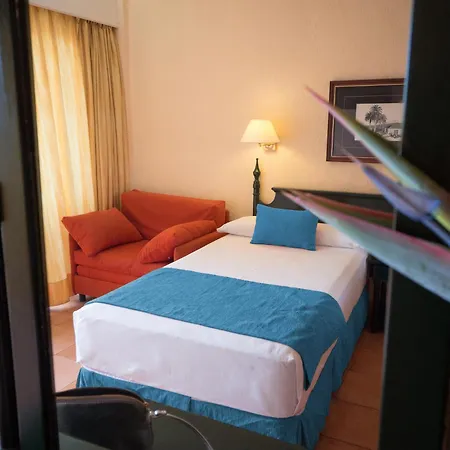Bluesea Costa Jardin & 4* بويرتو ذي لا كروز